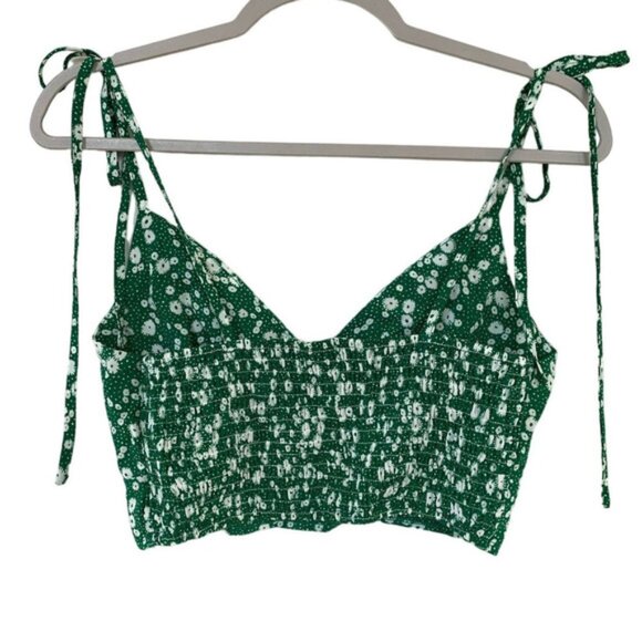 NWOT Shein Ditsy Floral Surplice Cami Top - Picture 2 of 8